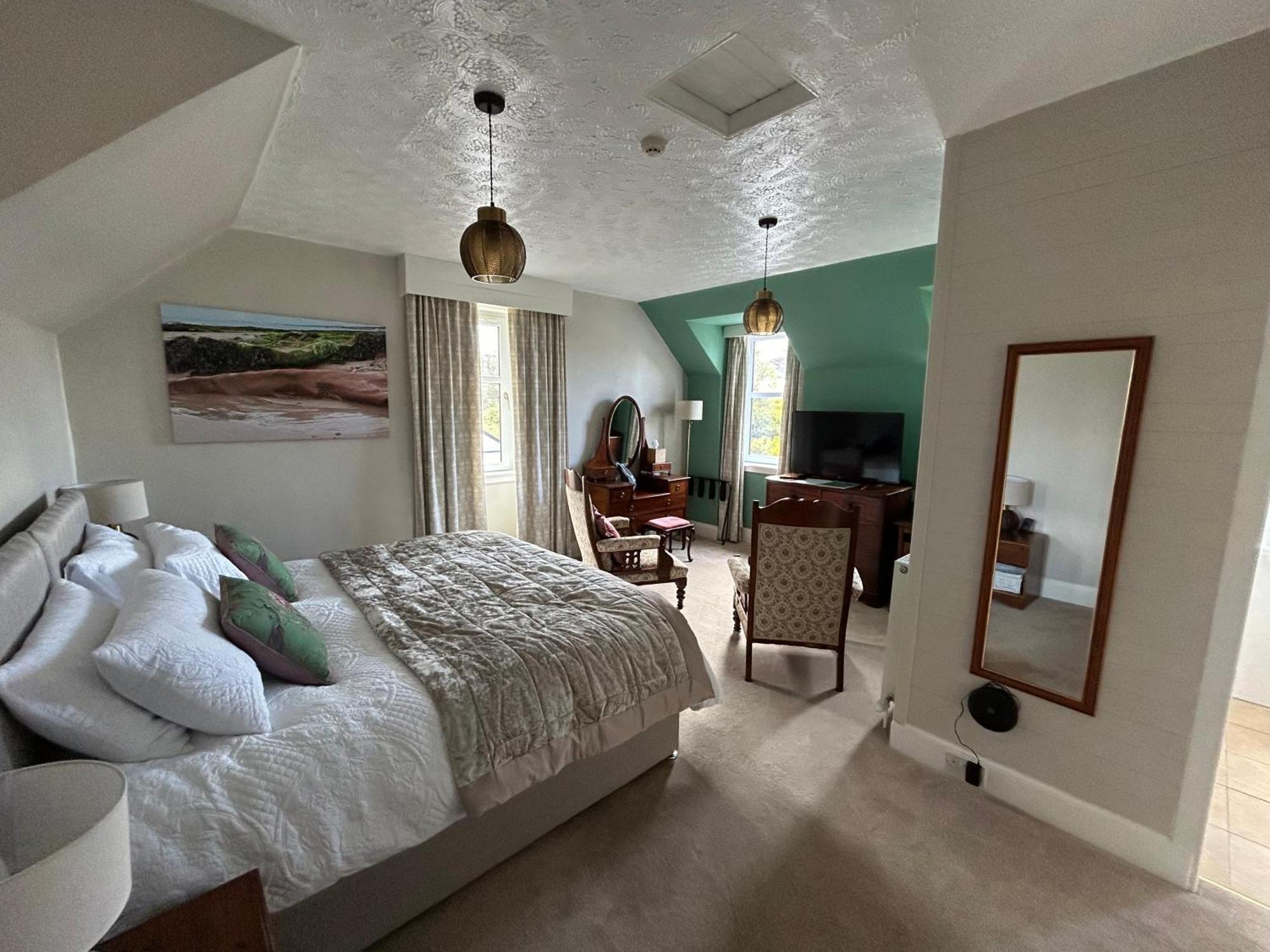 Glen Lyon Lodge Bed And Breakfast แนร์น ภายนอก รูปภาพ
